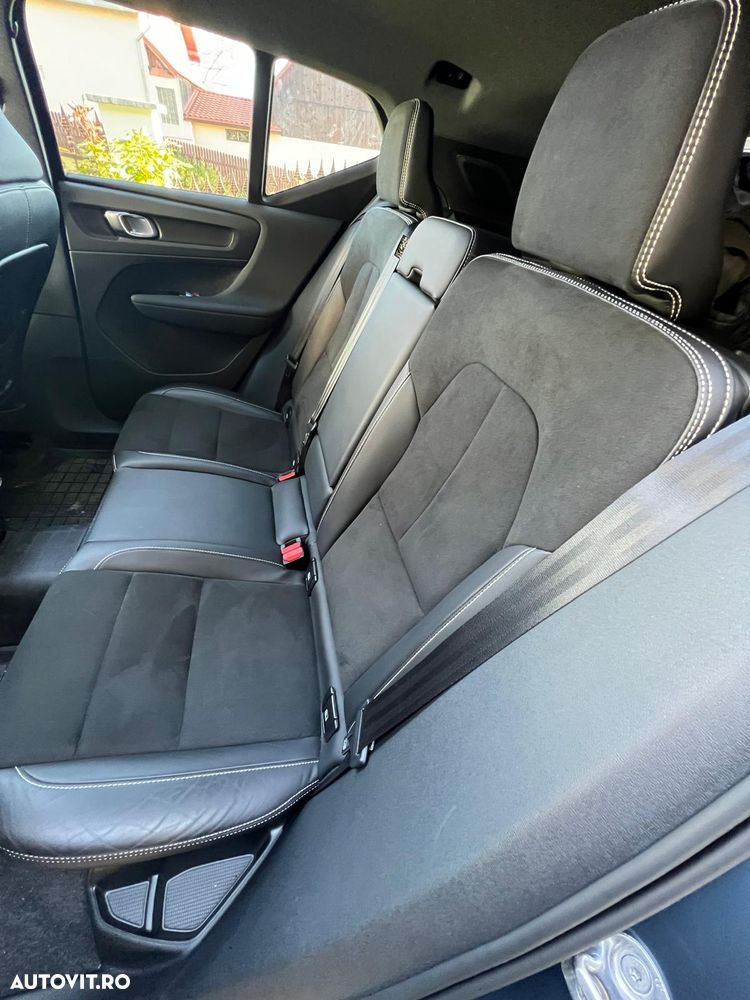 Volvo XC 40 Recharge Twin Motor AWD Plus - 15