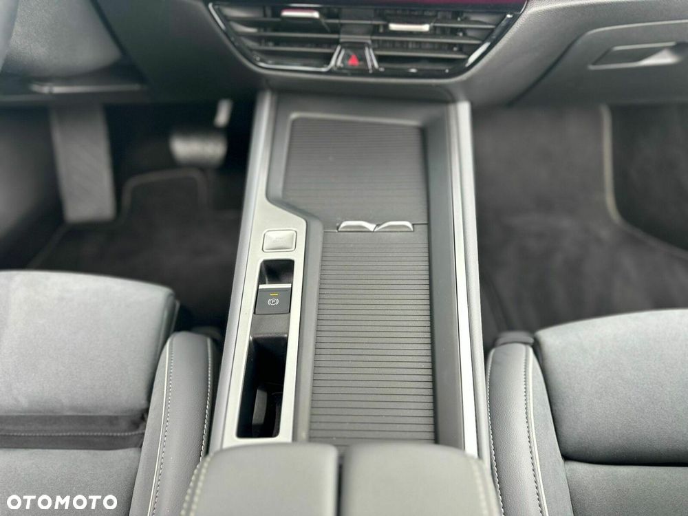 Volkswagen Passat - 20