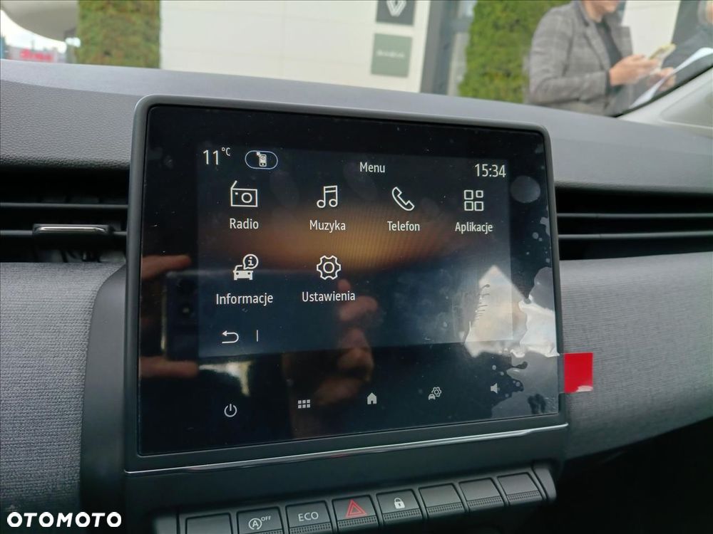 Renault Clio - 23
