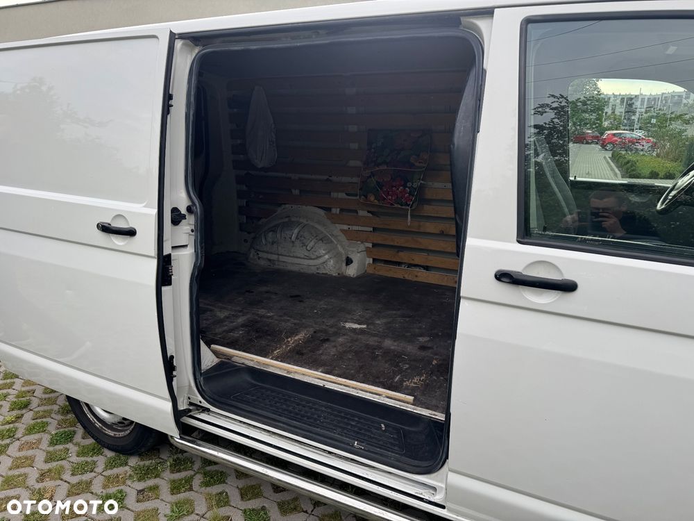 Volkswagen Transporter - 15