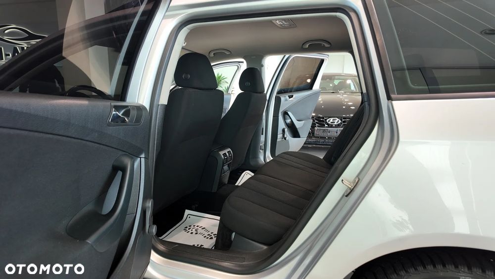 Volkswagen Passat 1.4 TSI Comfortline - 31