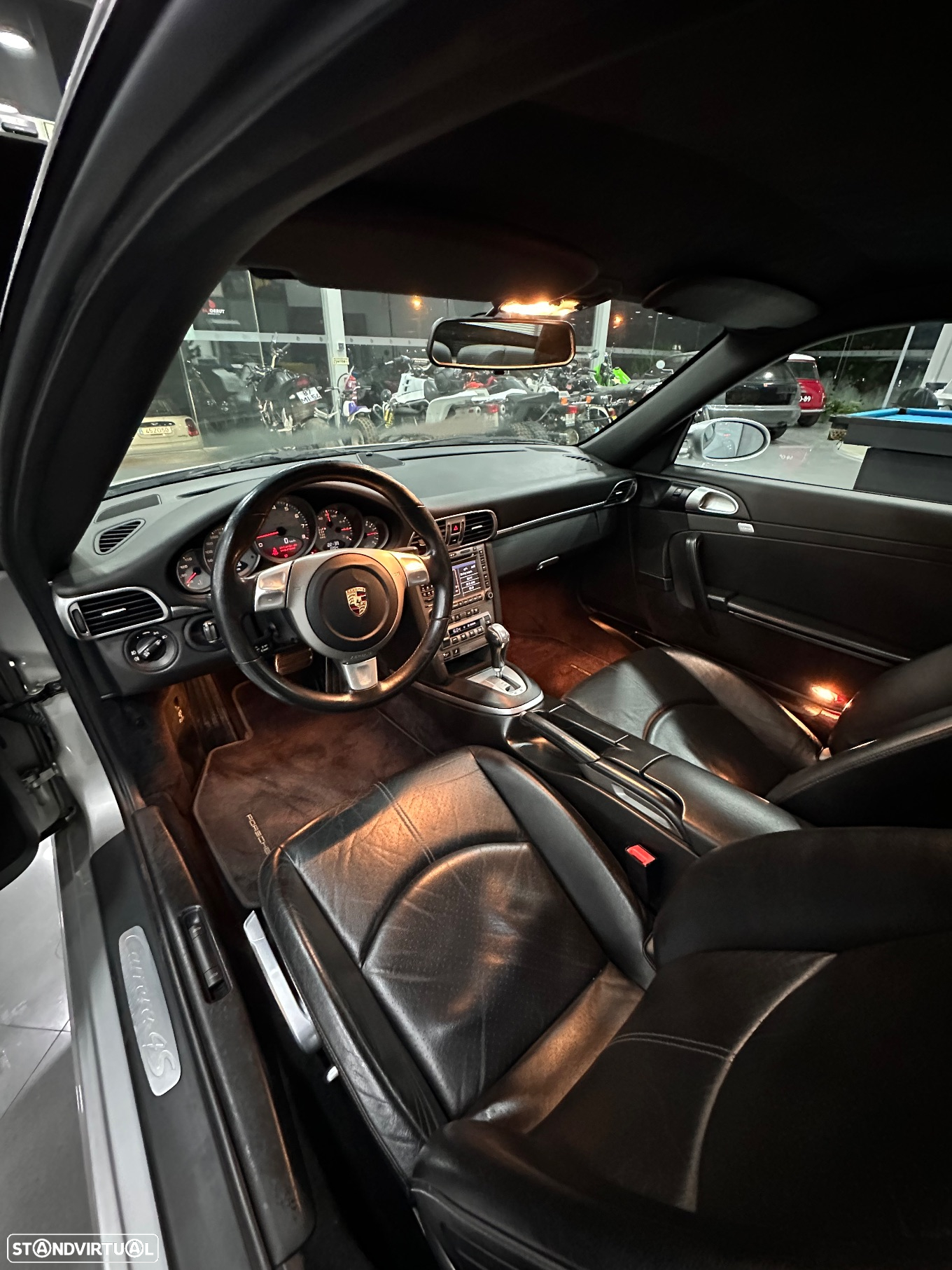 Porsche 911 Série F - 24