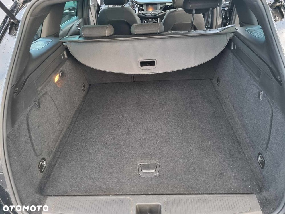 Opel Astra 1.4 T Dynamic - 9