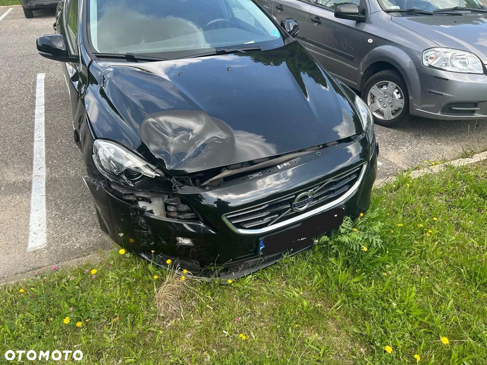 Volvo V40 D2 - 10