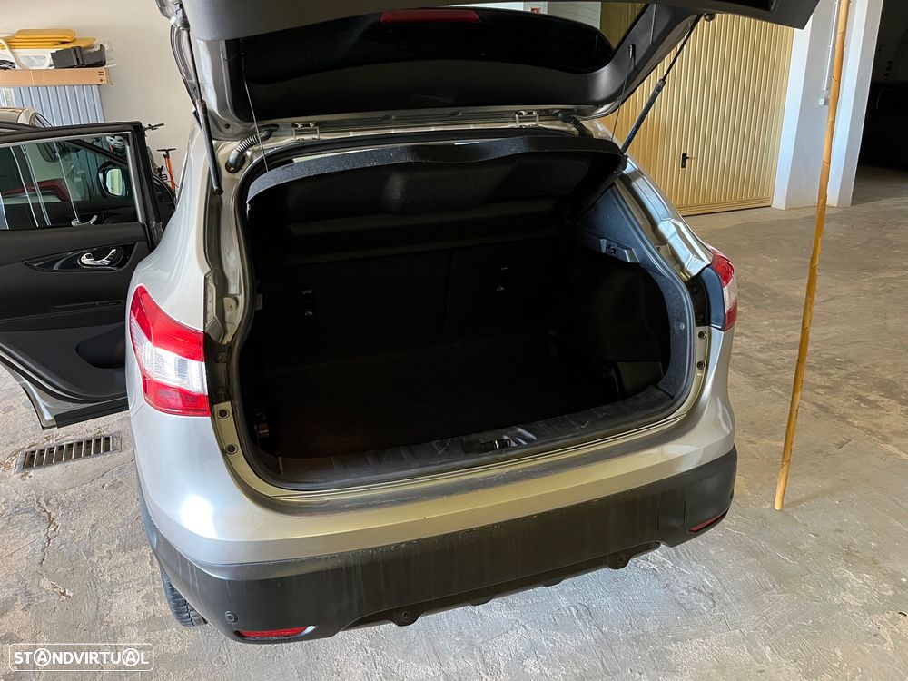 Nissan Qashqai - 11