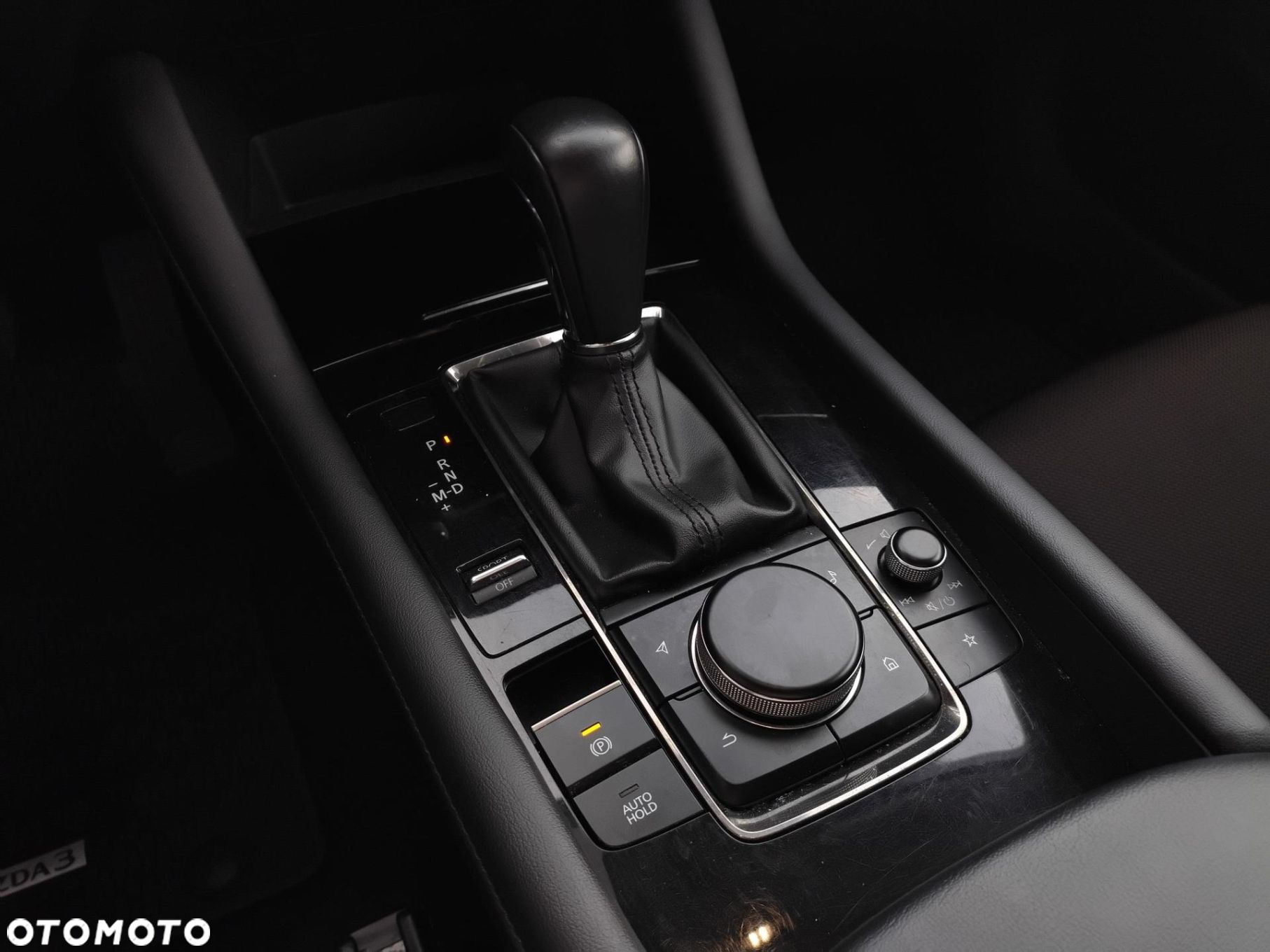 Mazda 3 - 15