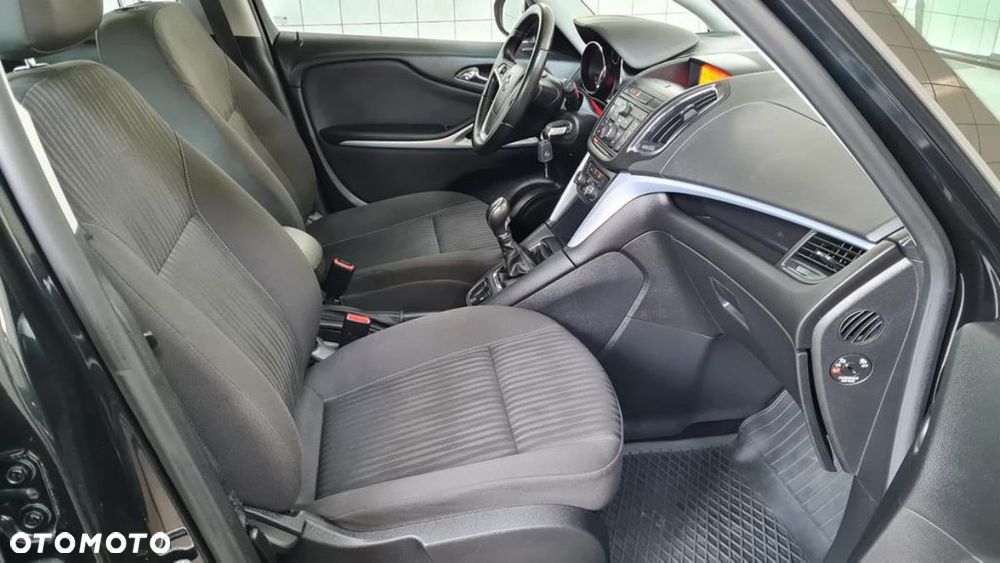 Opel Zafira Tourer 1.4 Turbo Edition - 17