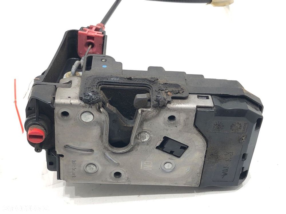 ZAMEK DRZWI PRAWY TYŁ - 49.00 PLN - OPEL ZAFIRA B Nadwozie pełne/minivan (A05) 2005 - 2015 1.9 - 1