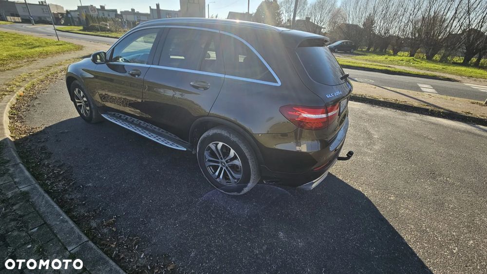 Mercedes-Benz GLC 220 d 4-Matic - 4