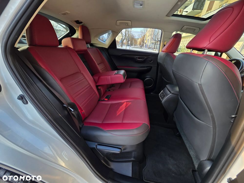 Lexus NX 300 Executive Line - 35