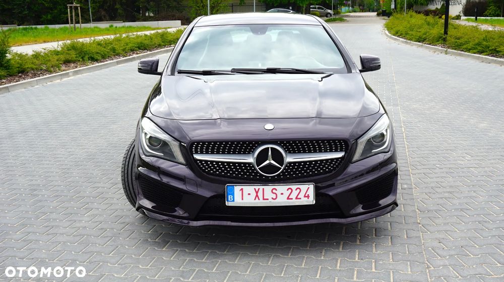 Mercedes-Benz CLA 180 AMG Line - 19