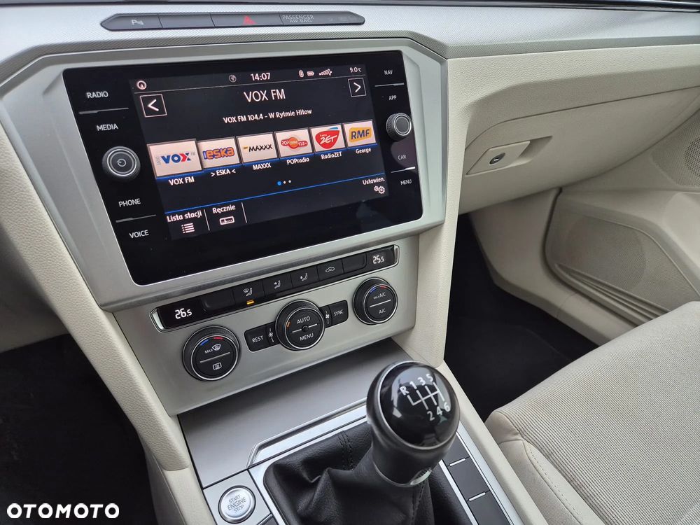 Volkswagen Passat Variant - 40