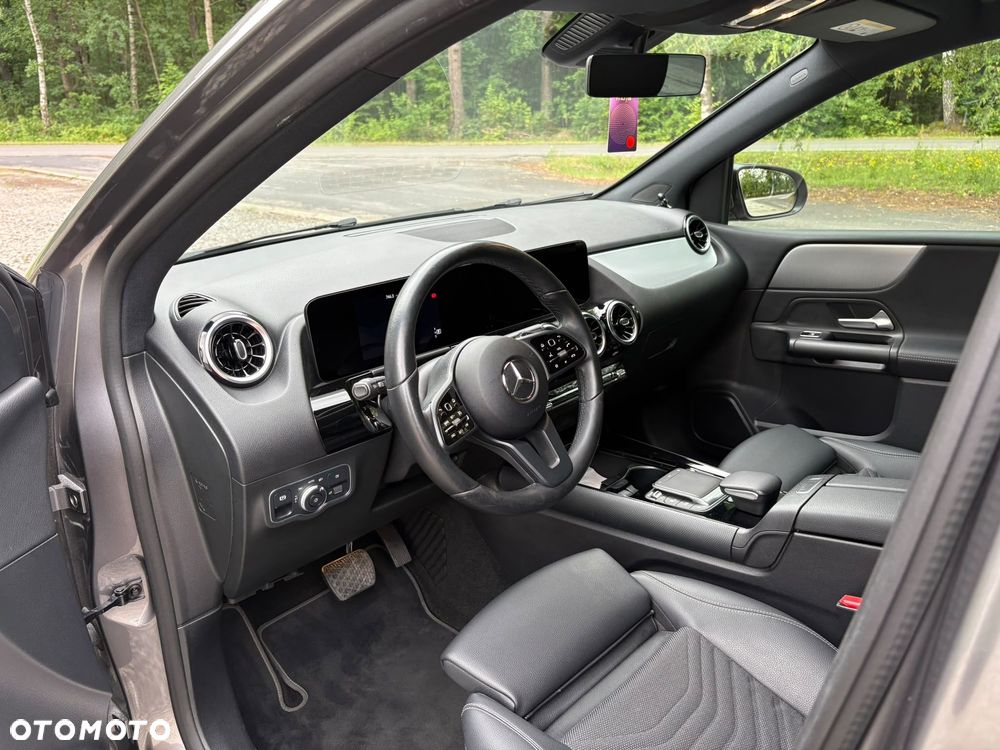 Mercedes-Benz Klasa B 180 d 8G-DCT - 6