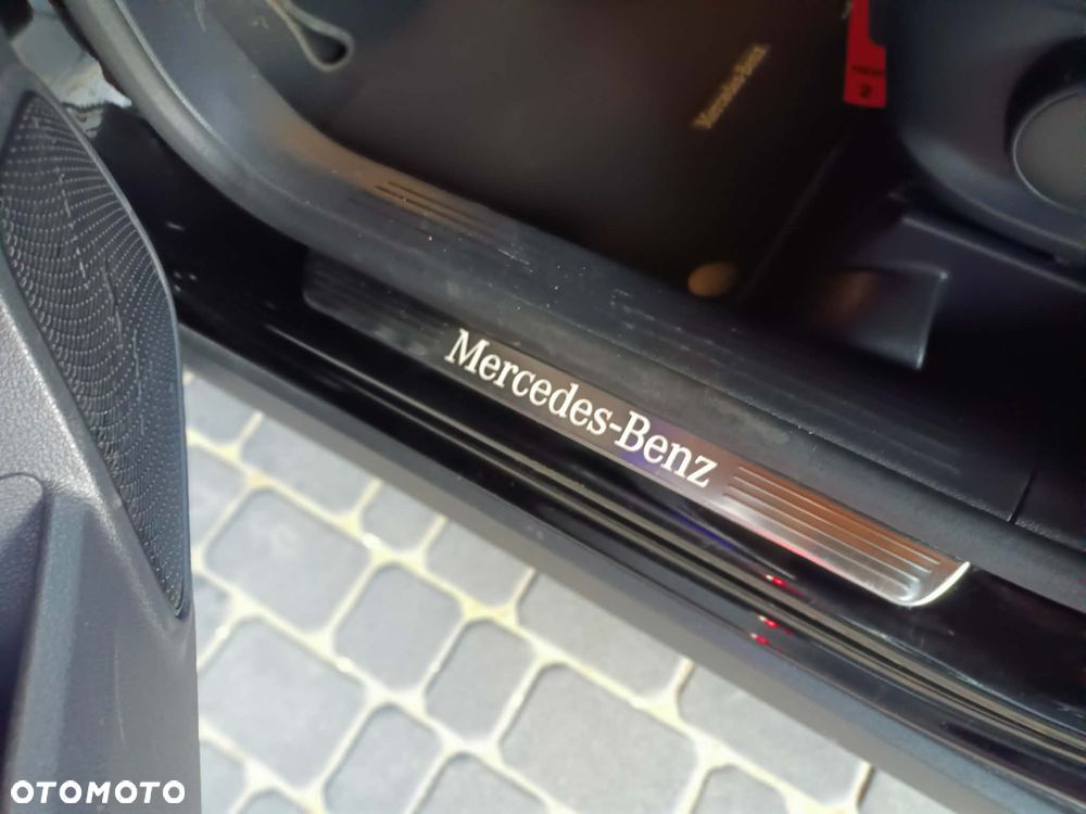 Mercedes-Benz GLA 200 Progressive - 36