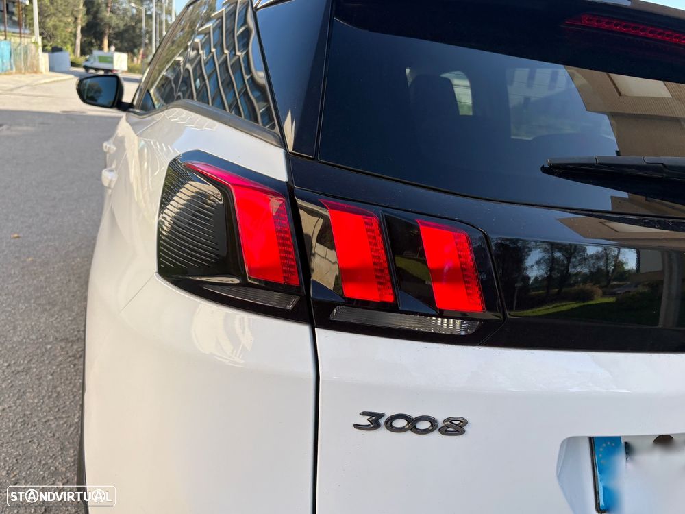 Peugeot 3008 1.6 BlueHDi Allure EAT6 J18 - 27