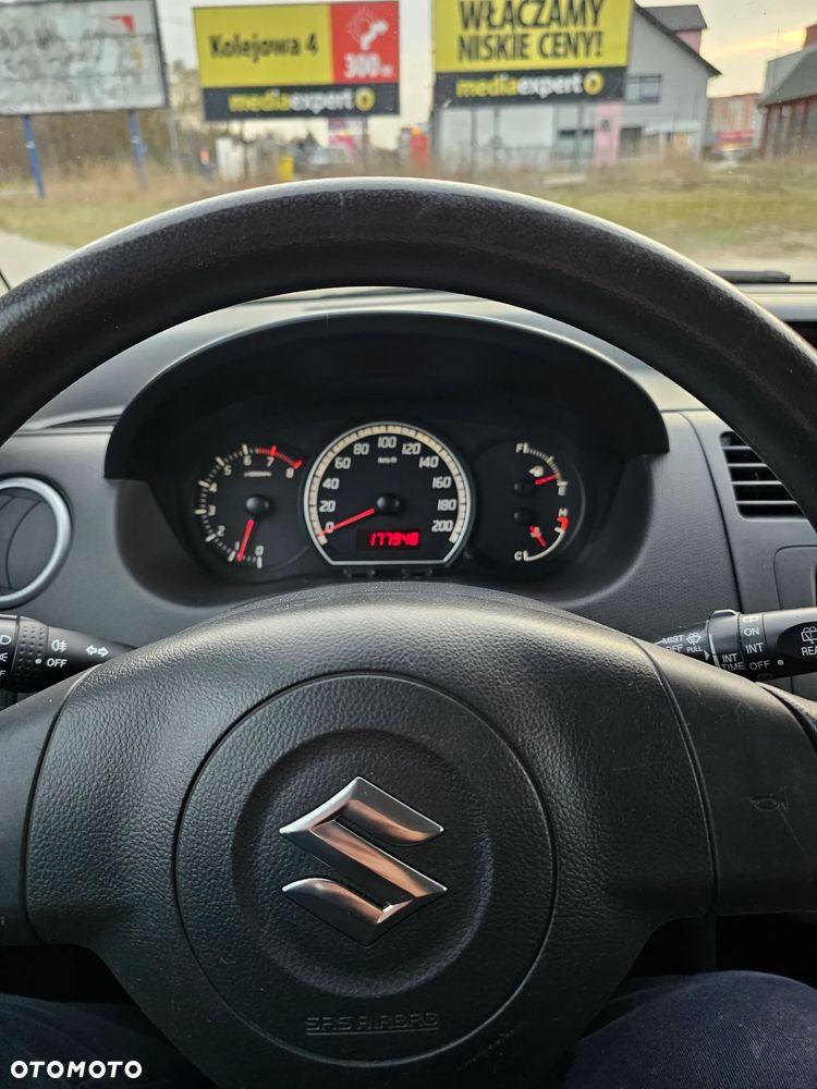 Suzuki Swift 1.3 Comfort dance - 20