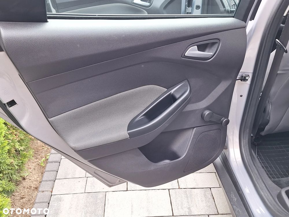 Ford Focus 1.6 TDCi ECOnetic 99g Start-Stopp-System Trend - 33