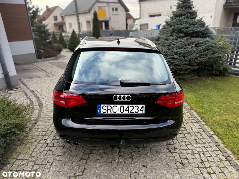Audi A4 Avant - 11