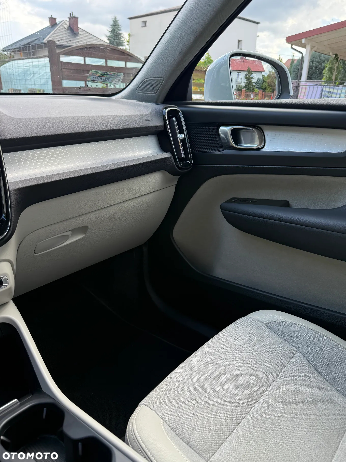 Volvo XC 40 T3 Momentum Pro - 13