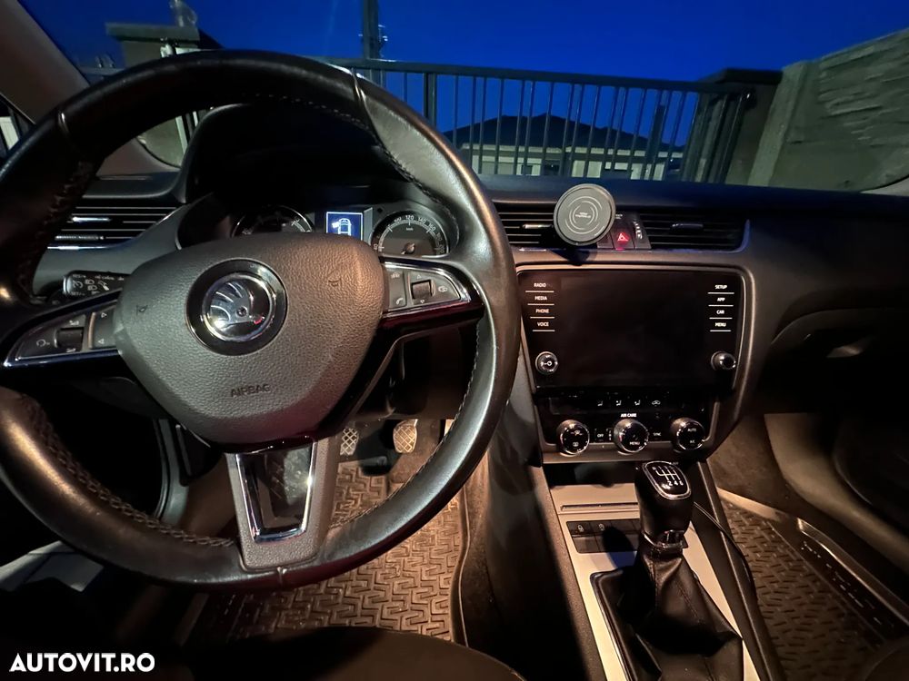Skoda Octavia 1.4 TSI Ambition - 4