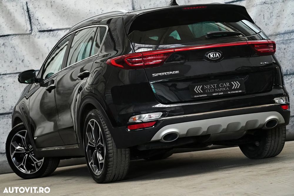Kia Sportage 2.0 CRDI AWD Eco-Dynamics+ (48V M-H) Aut. GT LINE - 2
