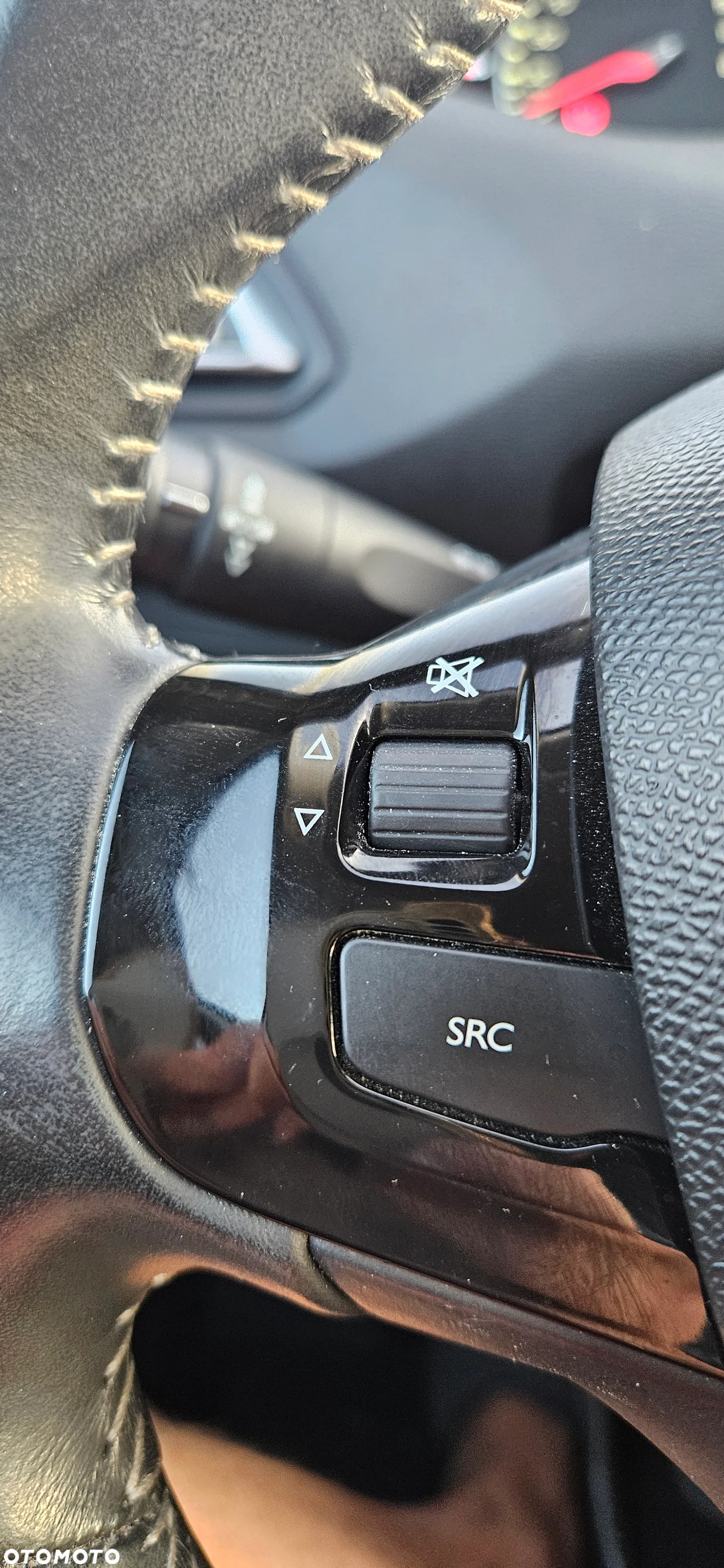 Peugeot 308 1.2 PureTech Allure S&S - 15
