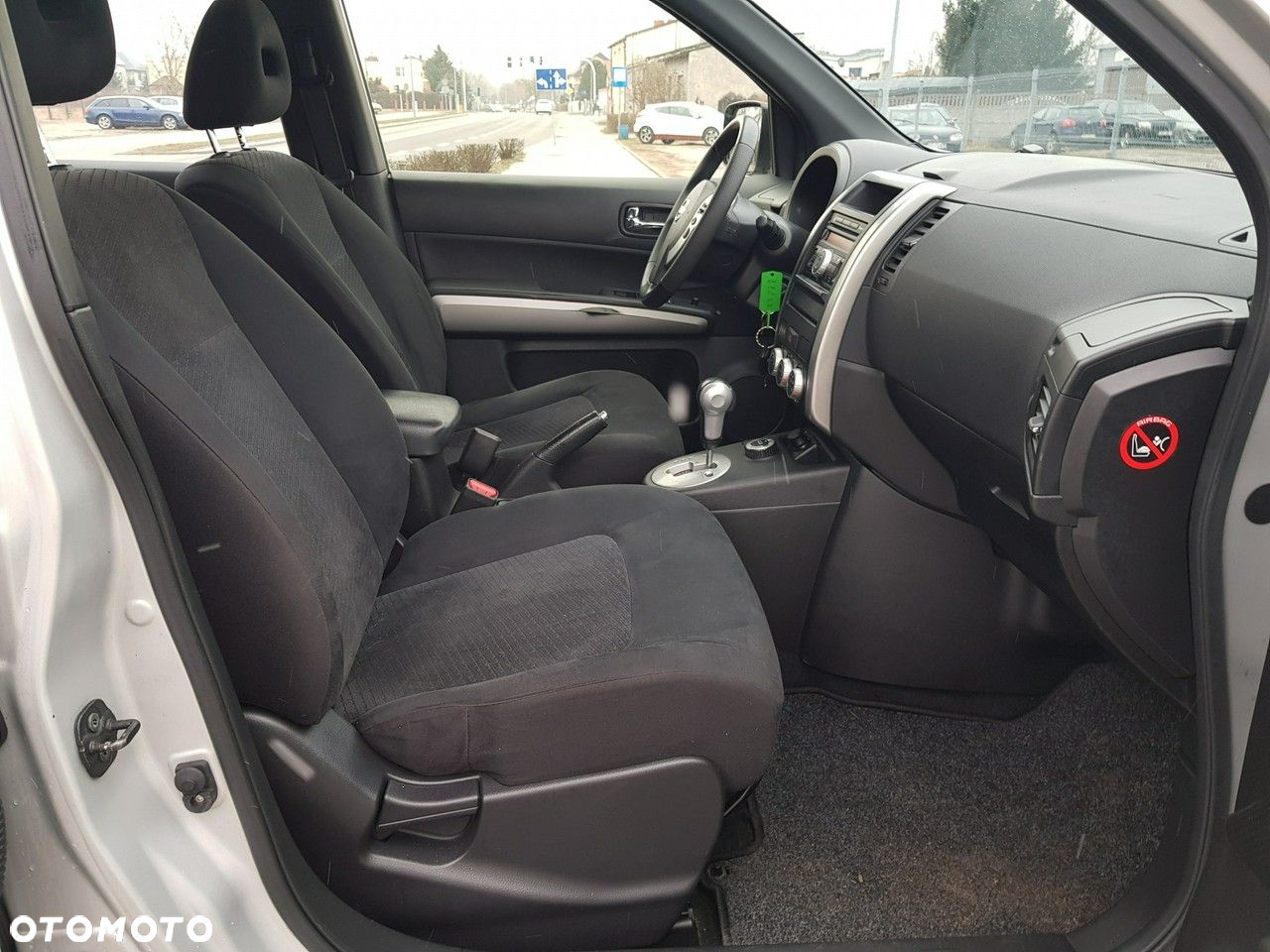 Nissan X-Trail - 17