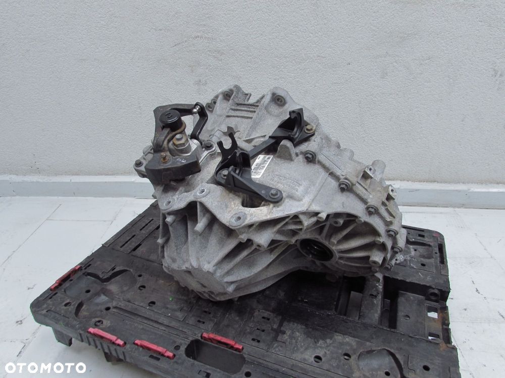 VOLVO V60 S60 II LIFT FL 2.0 D3 150 KM 13-18 SKRZYNIA BIEGOW MANUALNA GU1R7002AED 1285371 86 tmil - 5