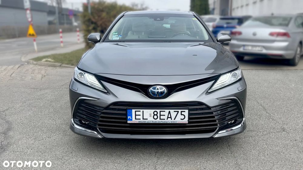Toyota Camry 2.5 Hybrid Executive CVT - 11