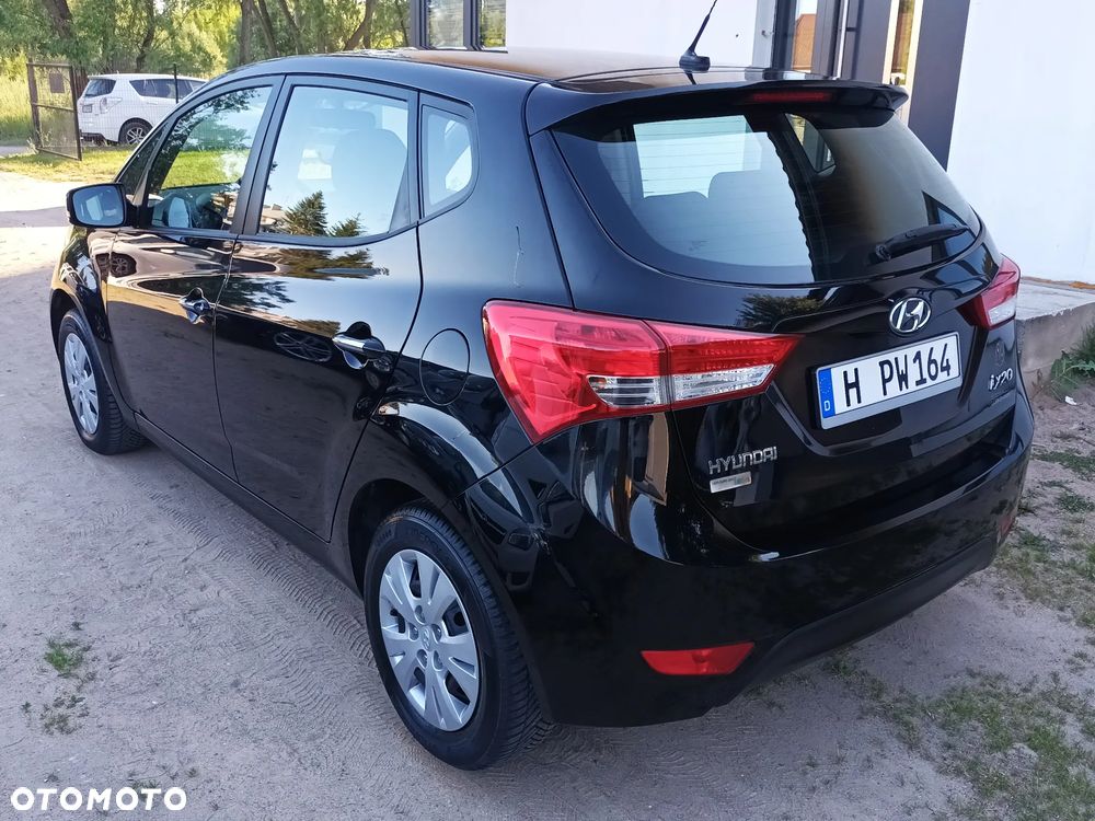 Hyundai ix20 1.4 UEFA EURO 2012 Edition - 17