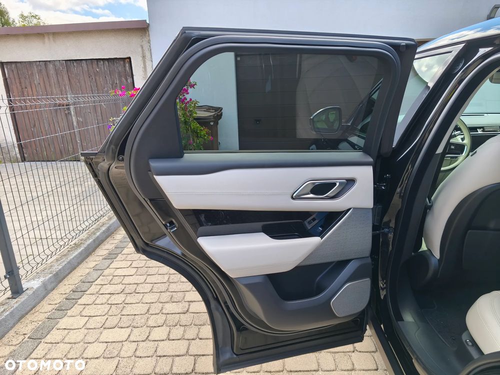 Land Rover Range Rover Velar 3.0 P400 mHEV R-Dynamic HSE - 12