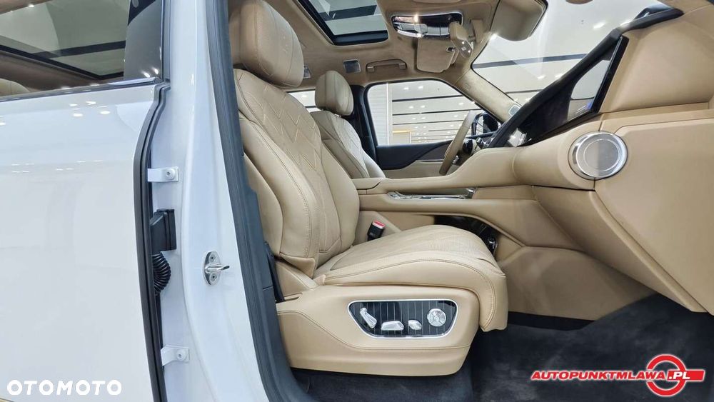 BYD Yangwang U8 - 10