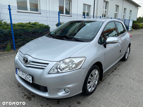 Toyota Auris 1.33 Dual-VVT-i