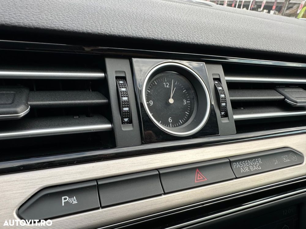 Volkswagen Passat - 18