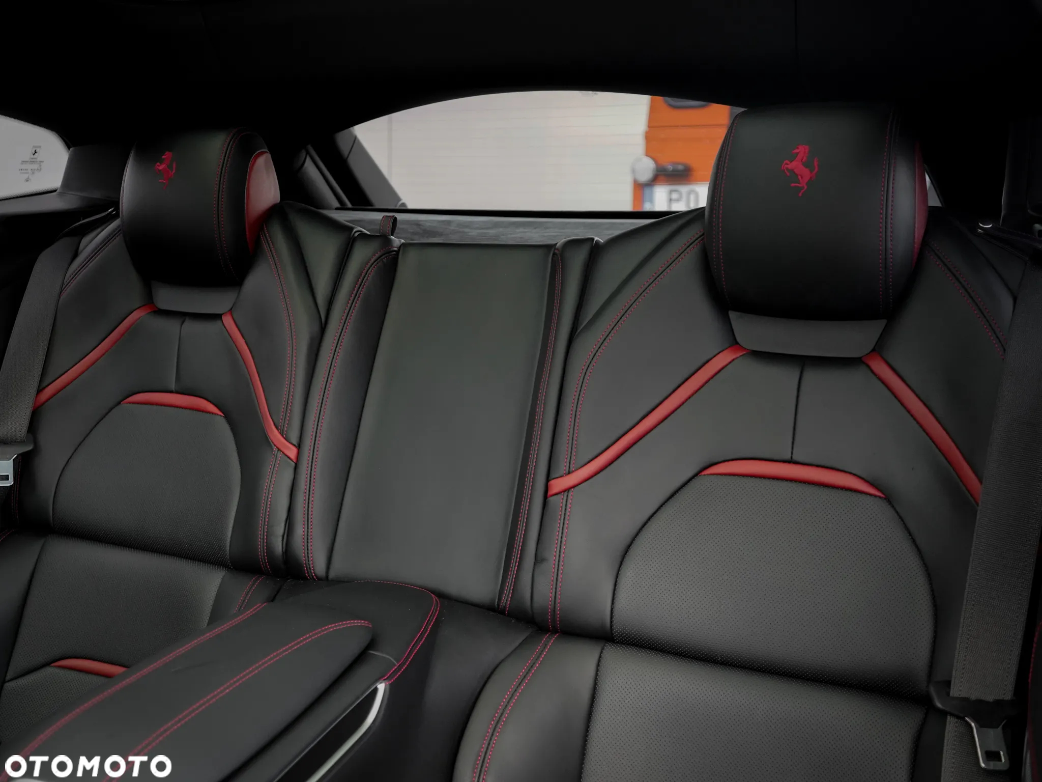 Ferrari GTC4Lusso - 20