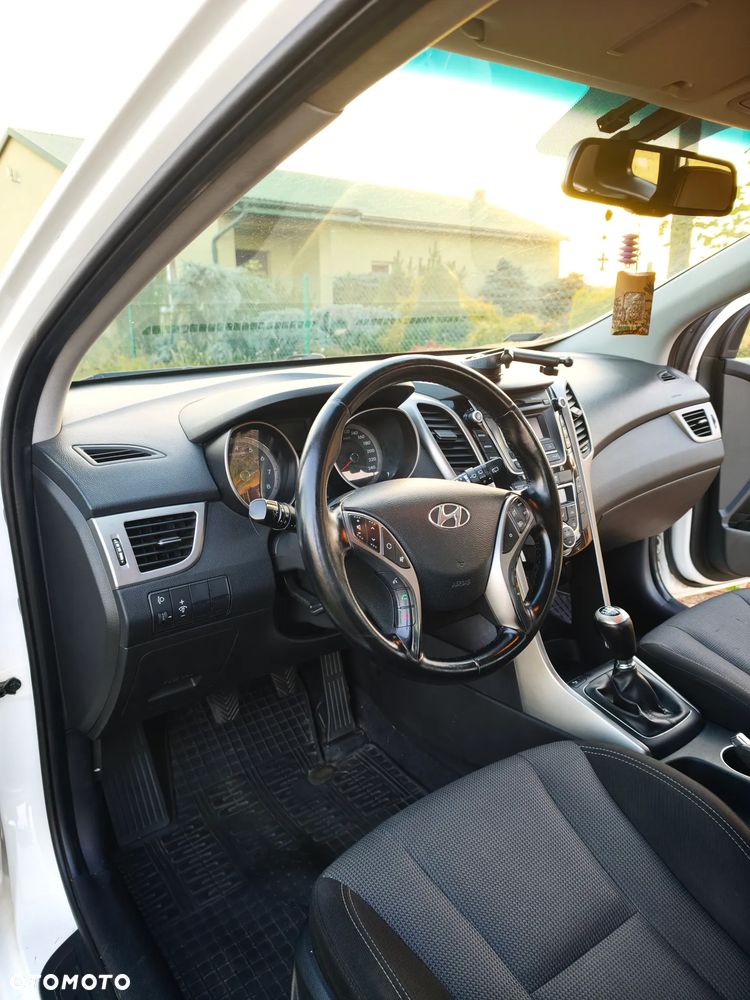 Hyundai i30 1.6 Comfort - 5