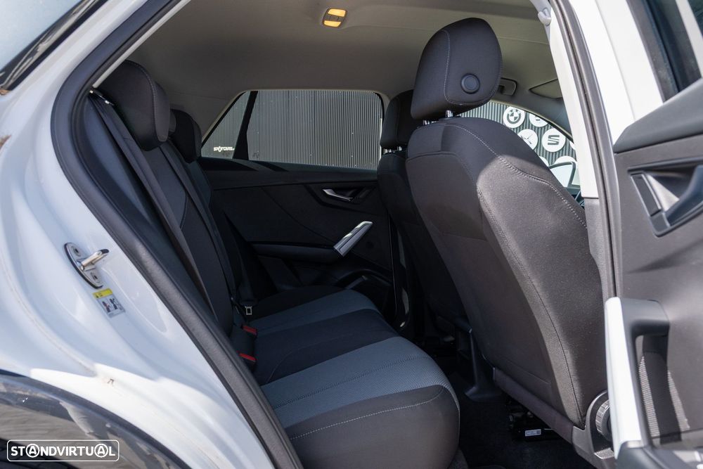 Audi Q2 30 TDI S tronic - 14