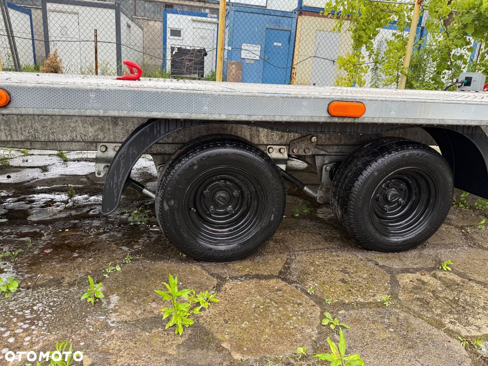 Lorries S222 - 9