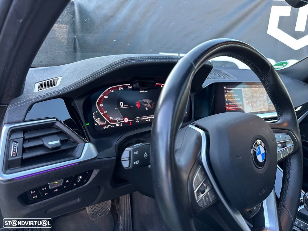 BMW 330 e Aut. Sport Line - 11