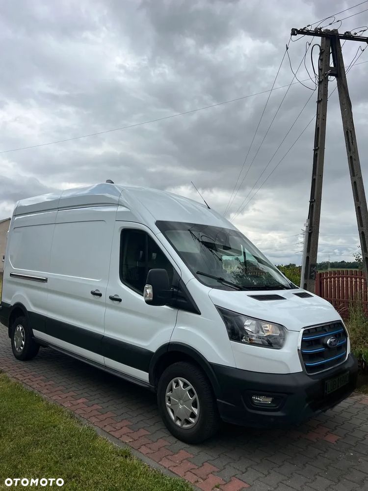 Ford E-Transit - 1