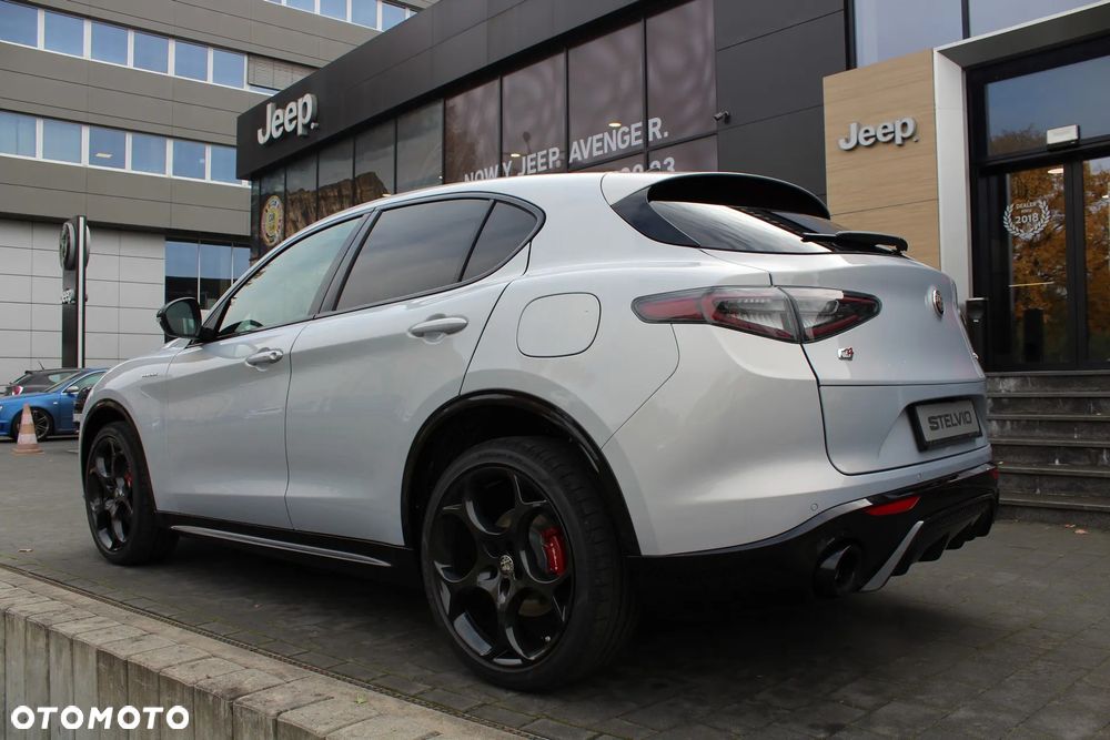 Alfa Romeo Stelvio 2.0 Turbo Veloce Q4 - 15