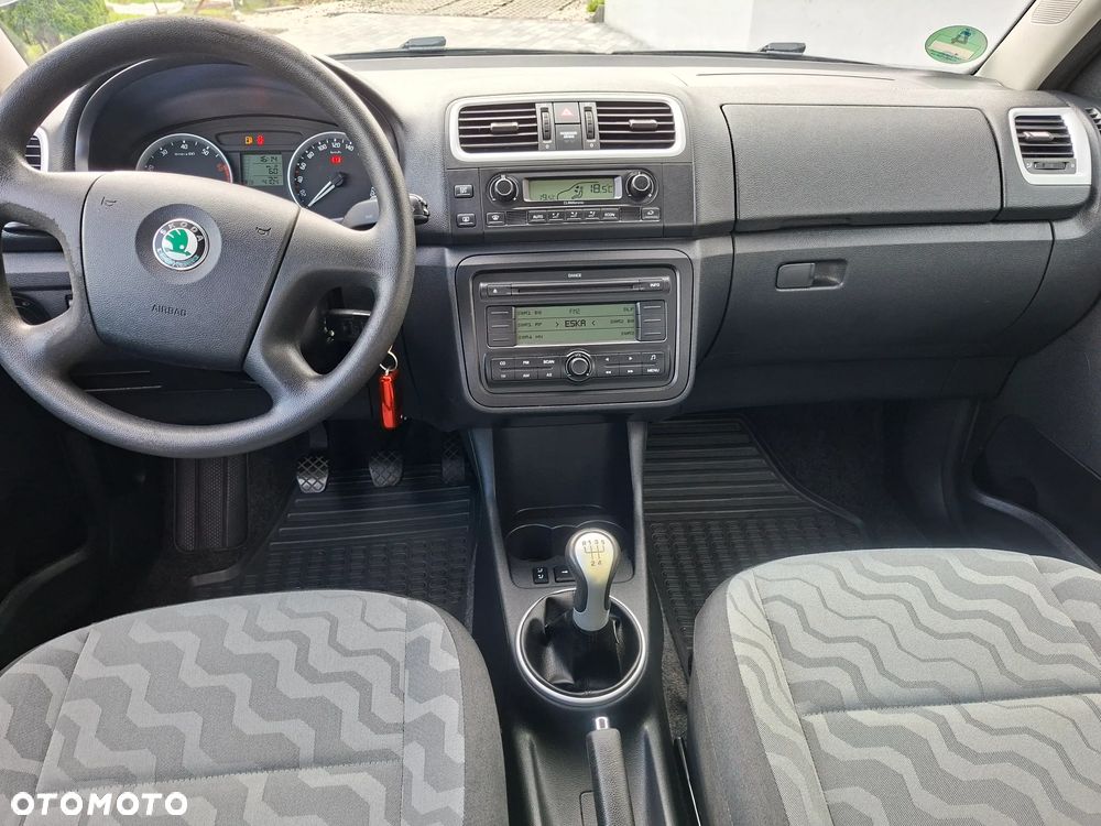 Skoda Fabia 1.4 16V Ambiente - 11
