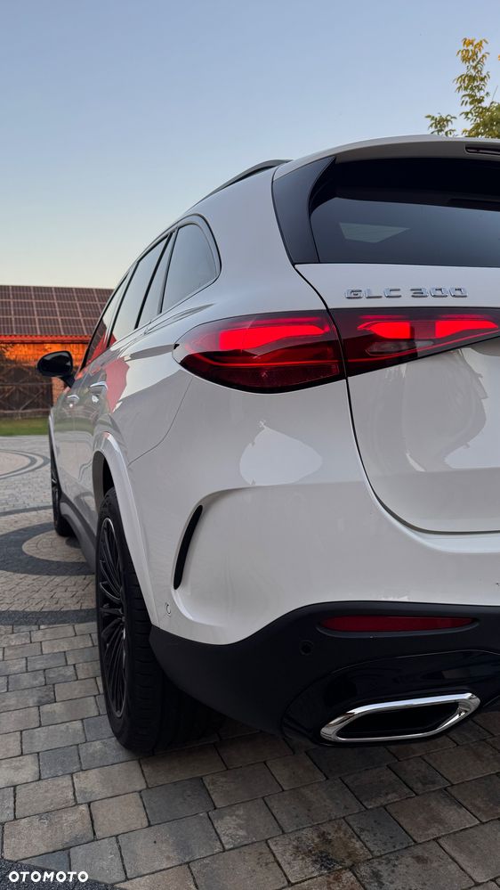 Mercedes-Benz GLC - 9
