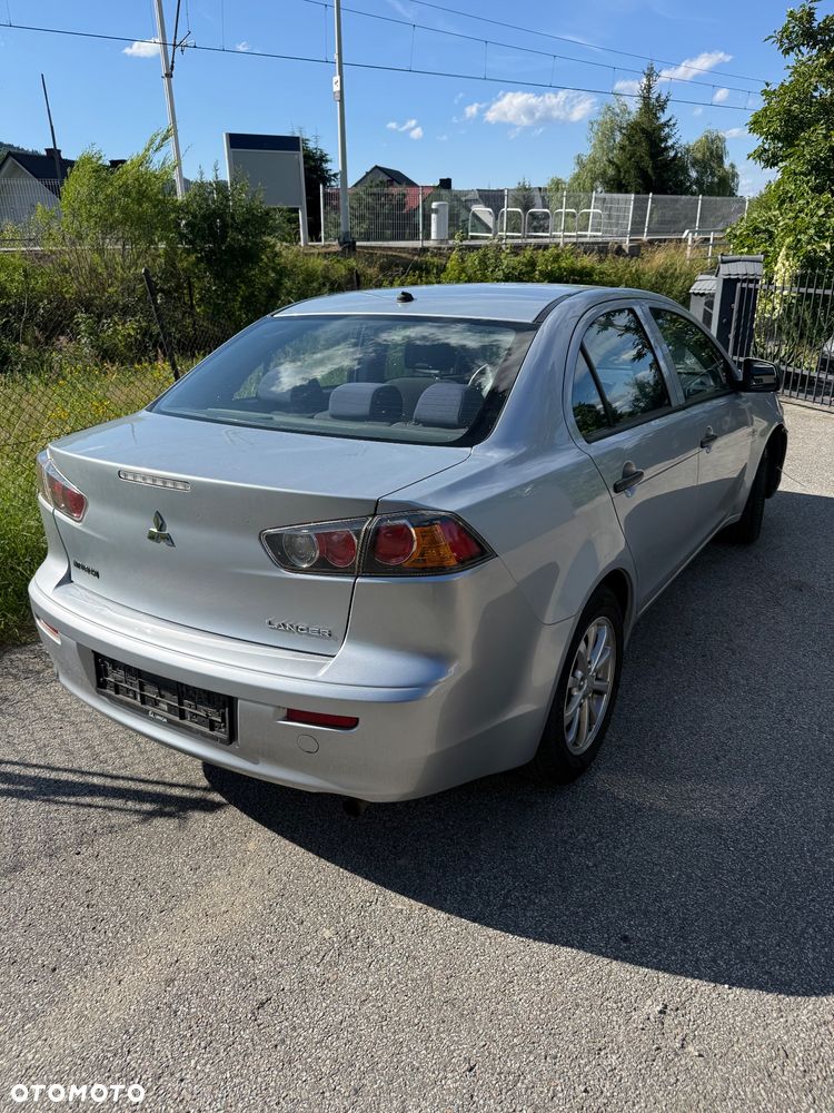 Mitsubishi Lancer - 3