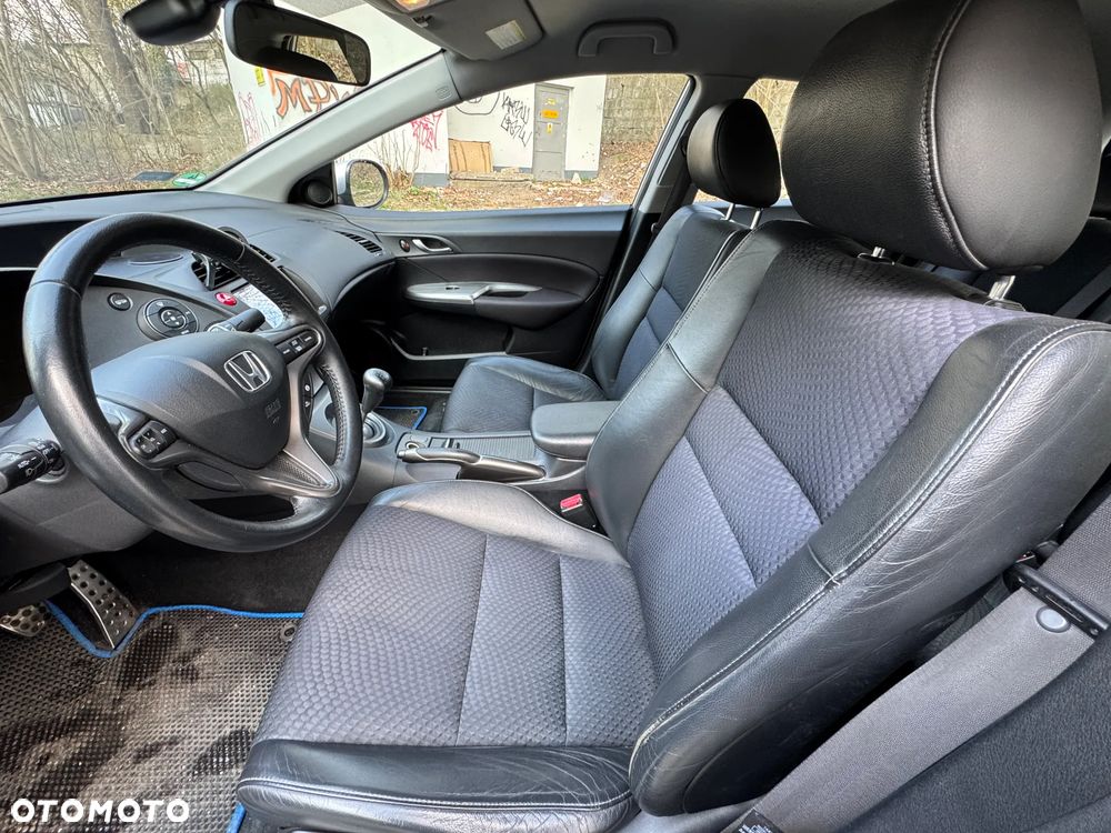 Honda Civic 1.8i-VTEC Sport - 12