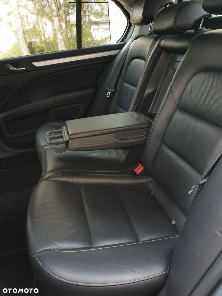 Skoda Superb 1.6 TDI Green tec Ambition - 36