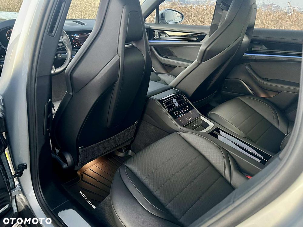 Porsche Panamera 4 - 14