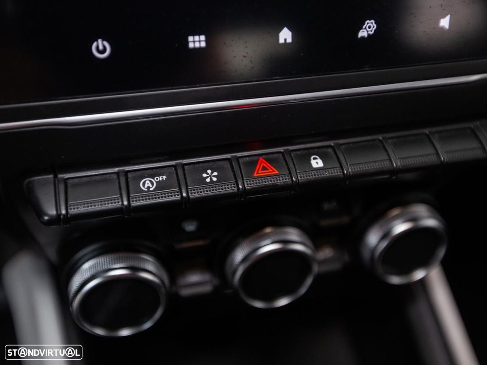 Renault Clio - 24