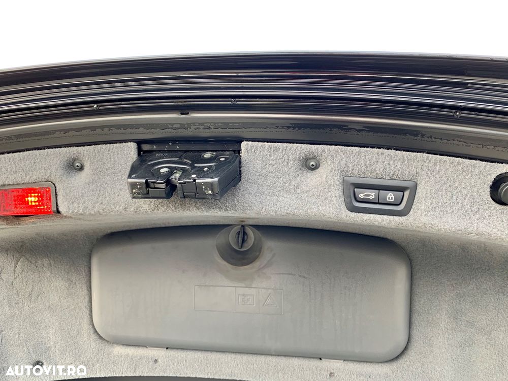 BMW Seria 7 740d xDrive Aut. - 17