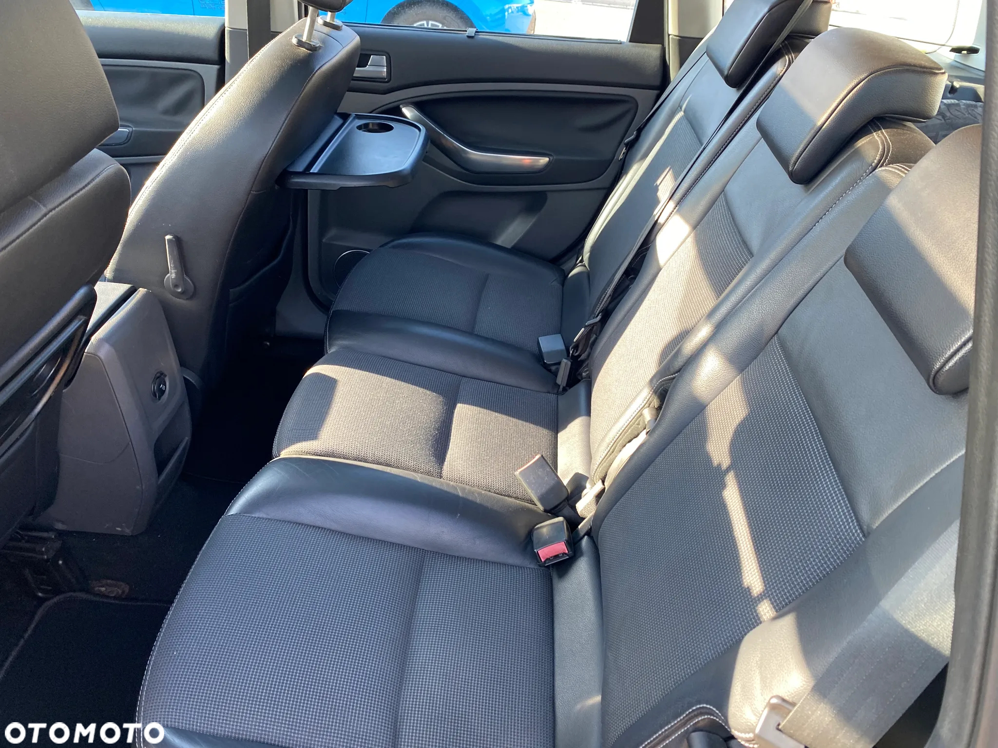 Ford C-MAX 1.8 Titanium - 6